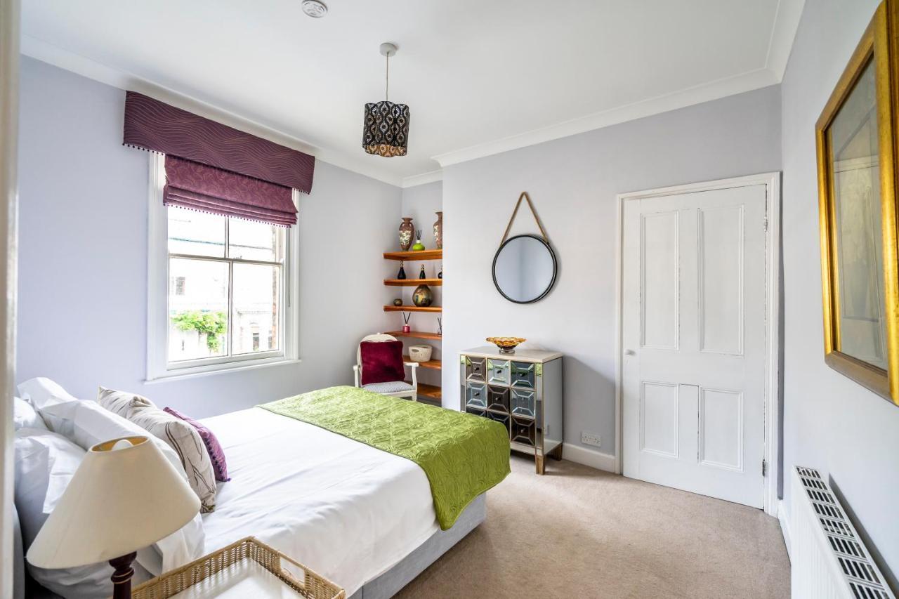22 Sandringham Street * York